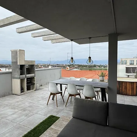 The Jazz Terrace - Relaxing Place With Pool Holiday home Peschiera del Garda