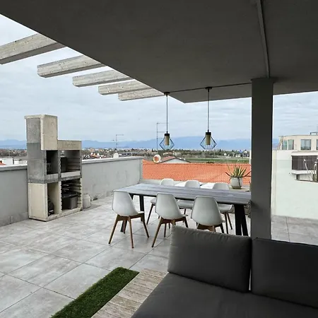 The Jazz Terrace - Relaxing Place With Pool Holiday home *
