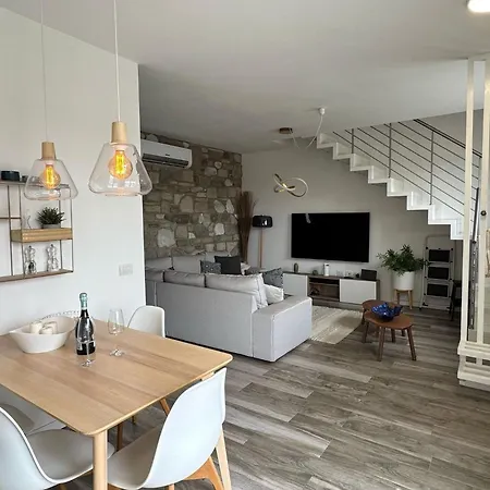 The Jazz Terrace - Relaxing Place With Pool Holiday home